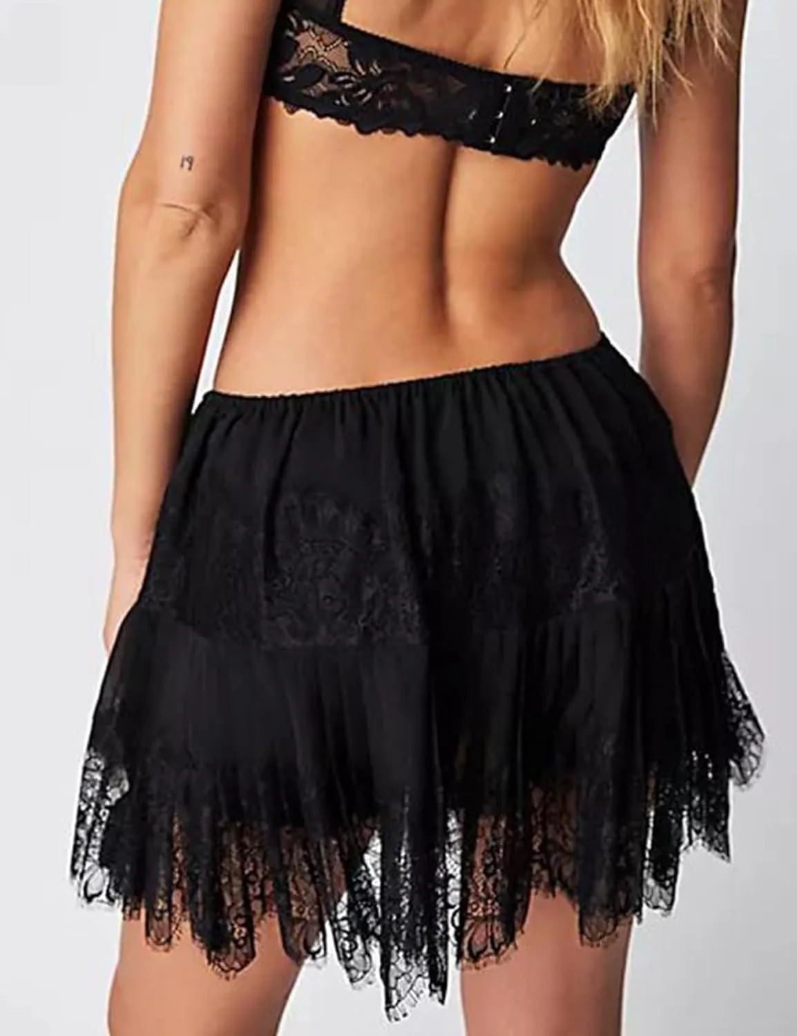 Arssm Womens Y2k Ruffle Mini Skirt Lace Pleated Short Skirt Elastic Waist A-Line Tiered Flowy Skirts Streetwear