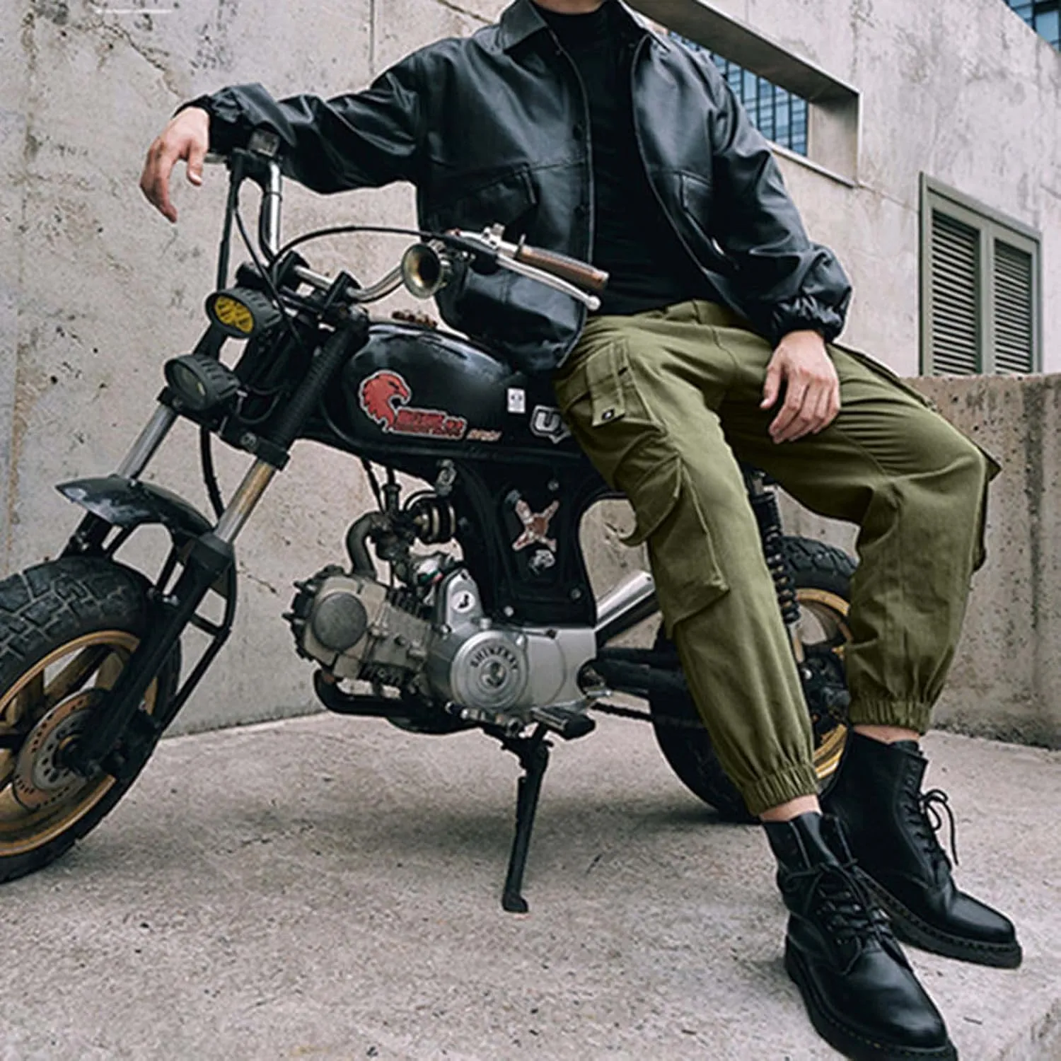 Mens Workout Cargo Sweatpants Straight-Fit Mens Cargo Pants Wild Outdoor Lightweight Mens Work Pants with Multipocket