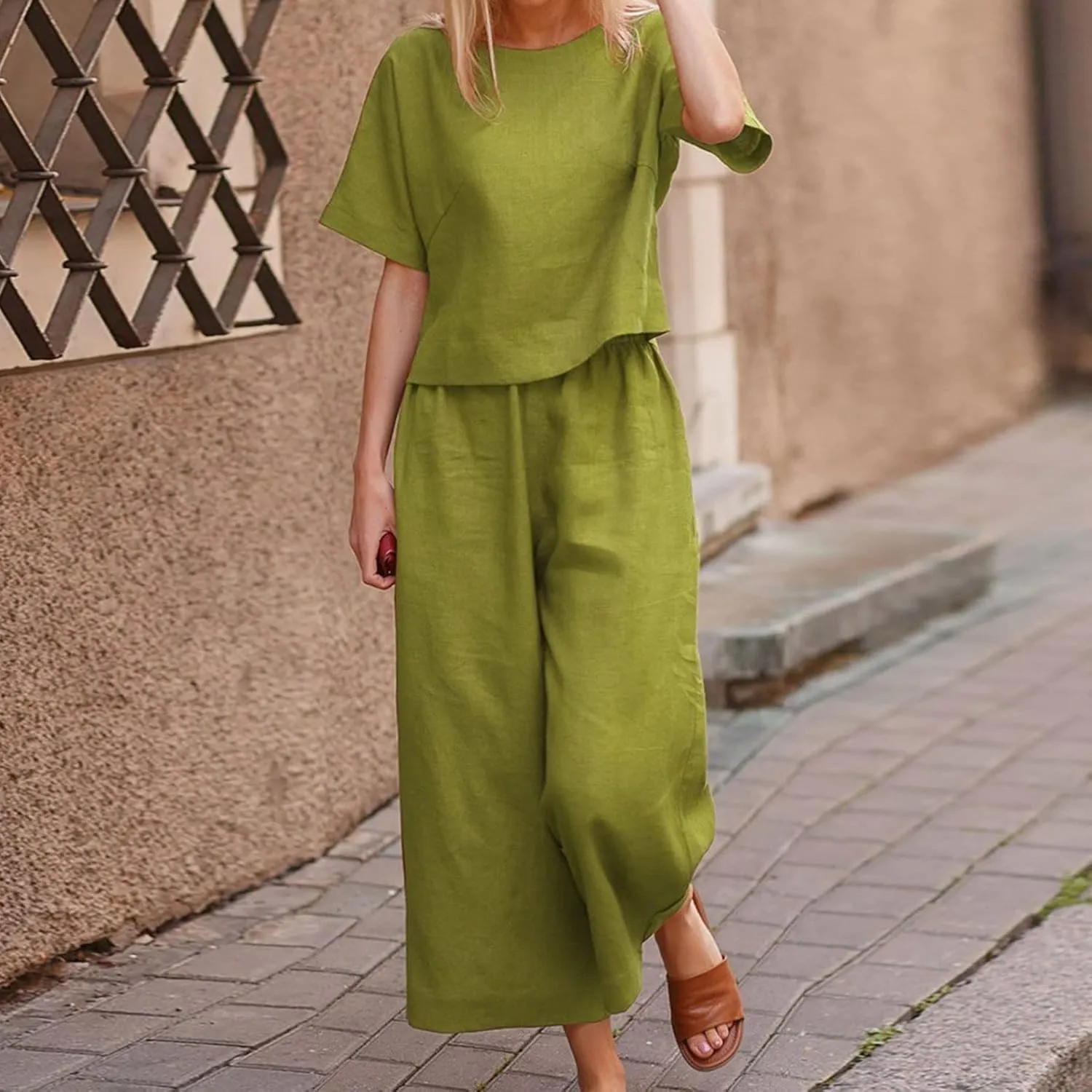 Women's 2 Piece Outfits Linen Short Sleeve Set Floral Print Crewneck Tops Wide Leg Pants Set Summer Matching Outfit