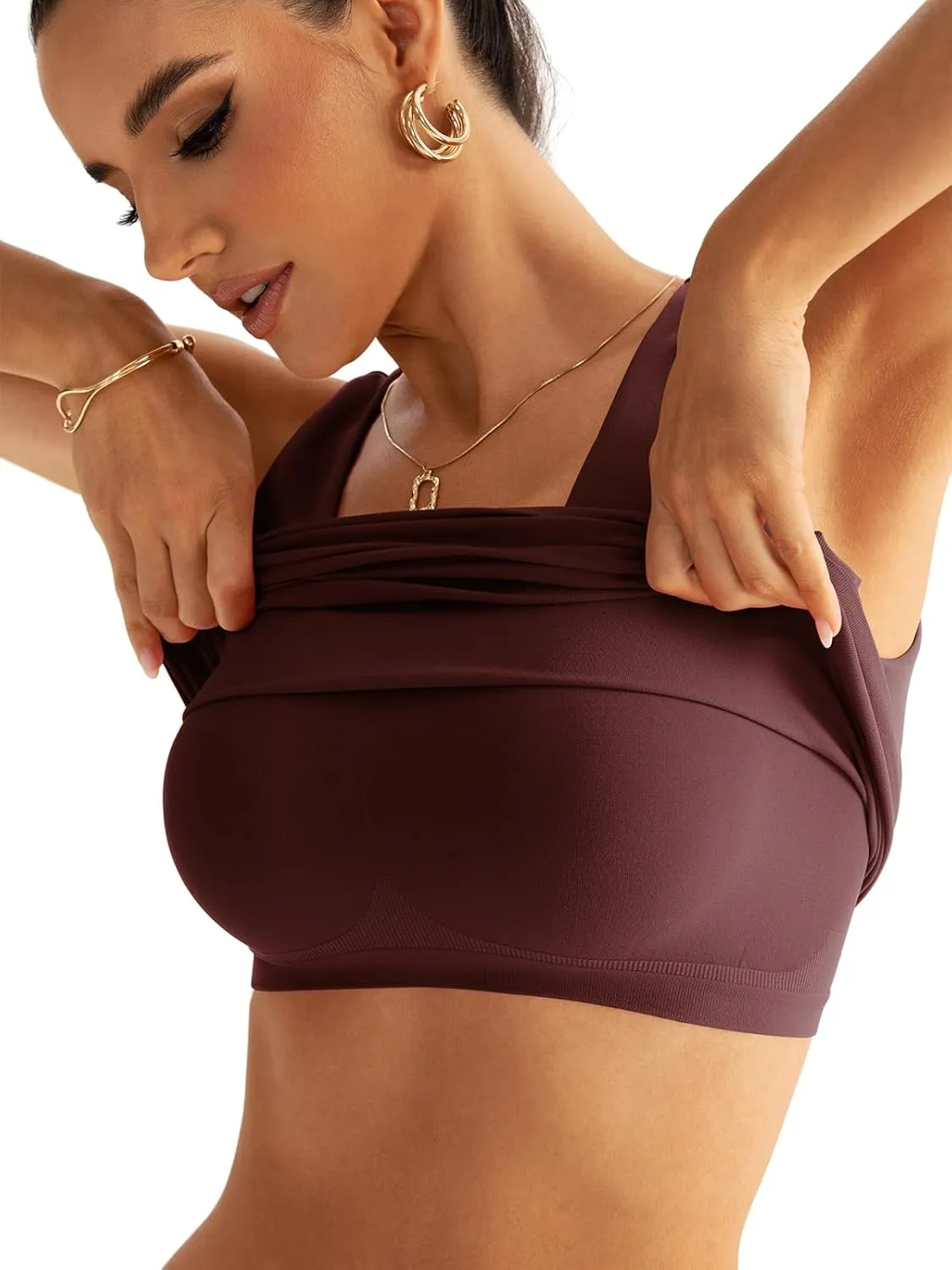 Women's Scoop Neck Seamless Tank Top with Built in Bras No Pads Fitted Sleeveless Shirts